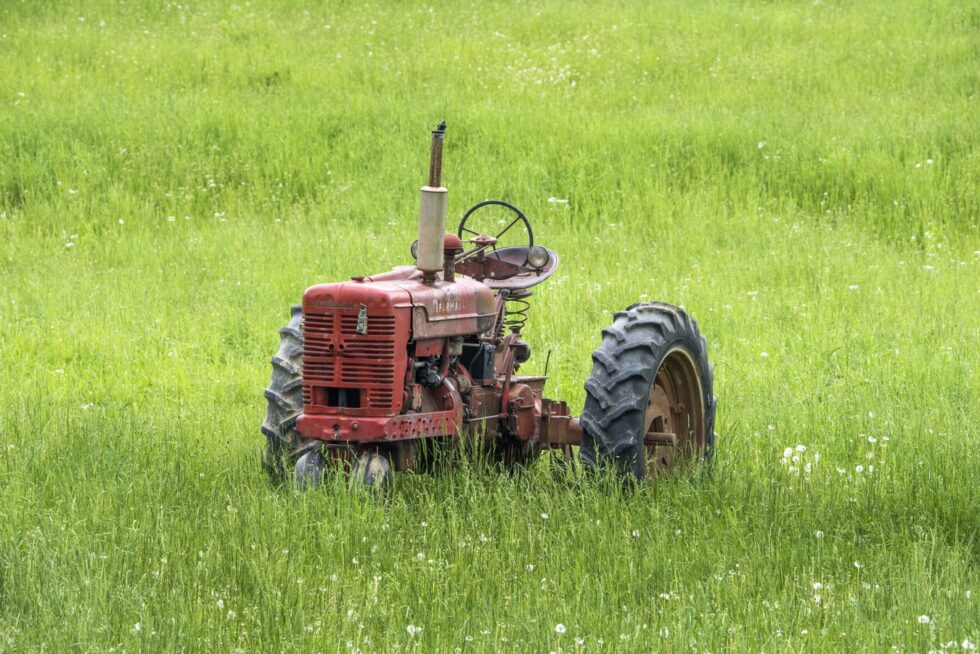 Traktor Välkomna till Växjö Nya Trafikskola